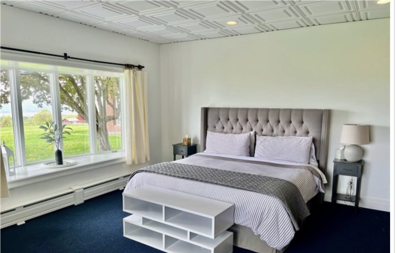 jade suite at Diamond on Seneca